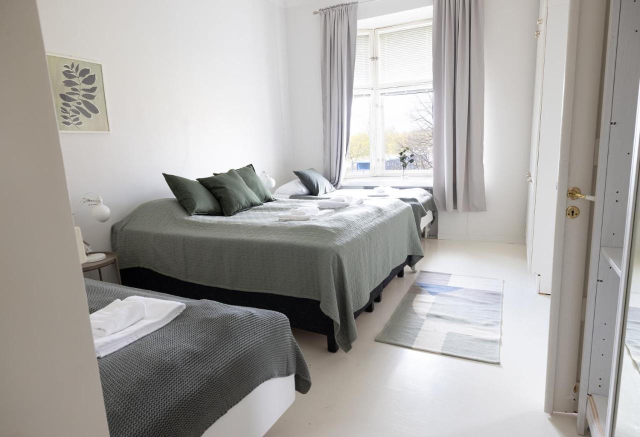 2Ndhomes City Center 2Br Apartment With Balcony And Sauna By Kaisaniemi Park Helsingfors Exteriör bild